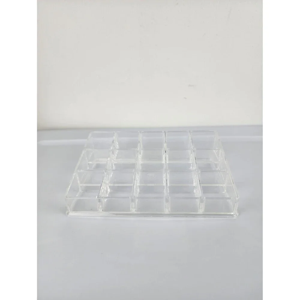 Clear Acrylic 15 Compartment Makeup Organizer Tray  Transparent